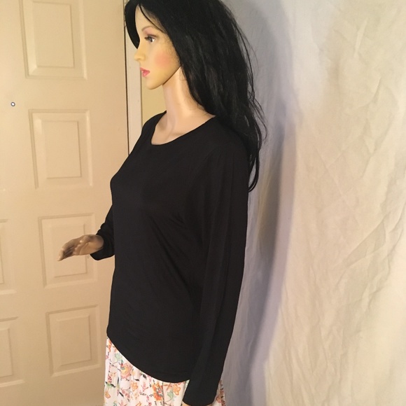 Carol Vee Black Long Sleeved Top - Picture 4 of 4